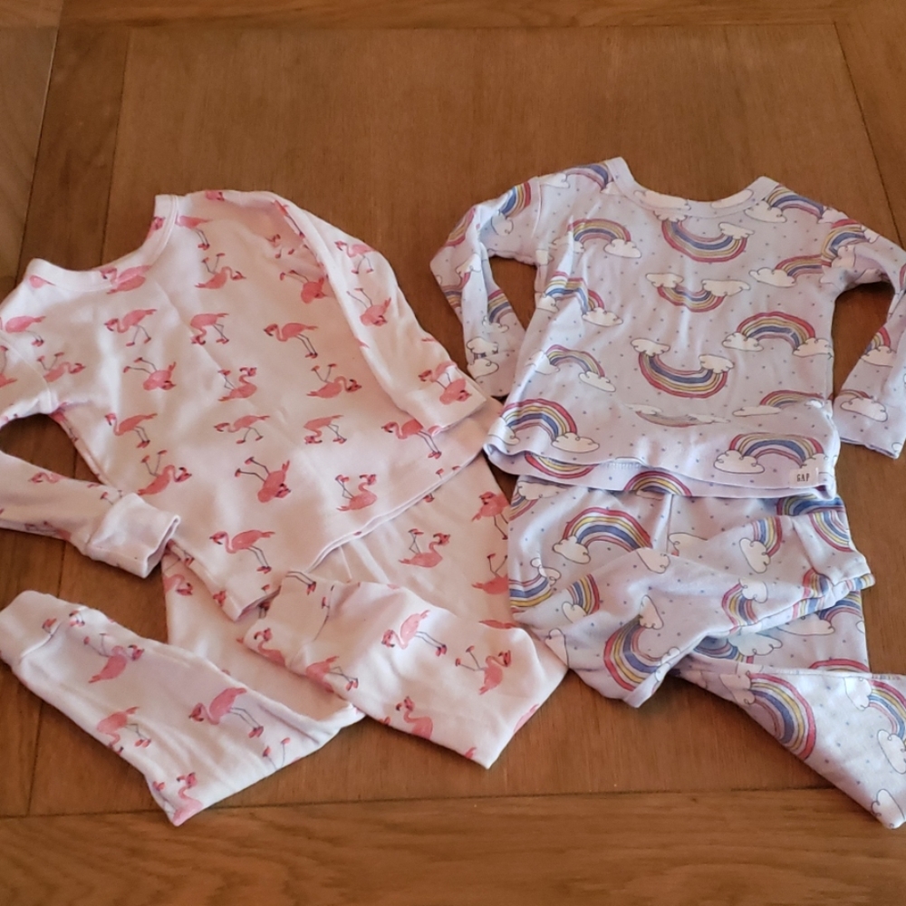 Set of 2 Gap pj sets